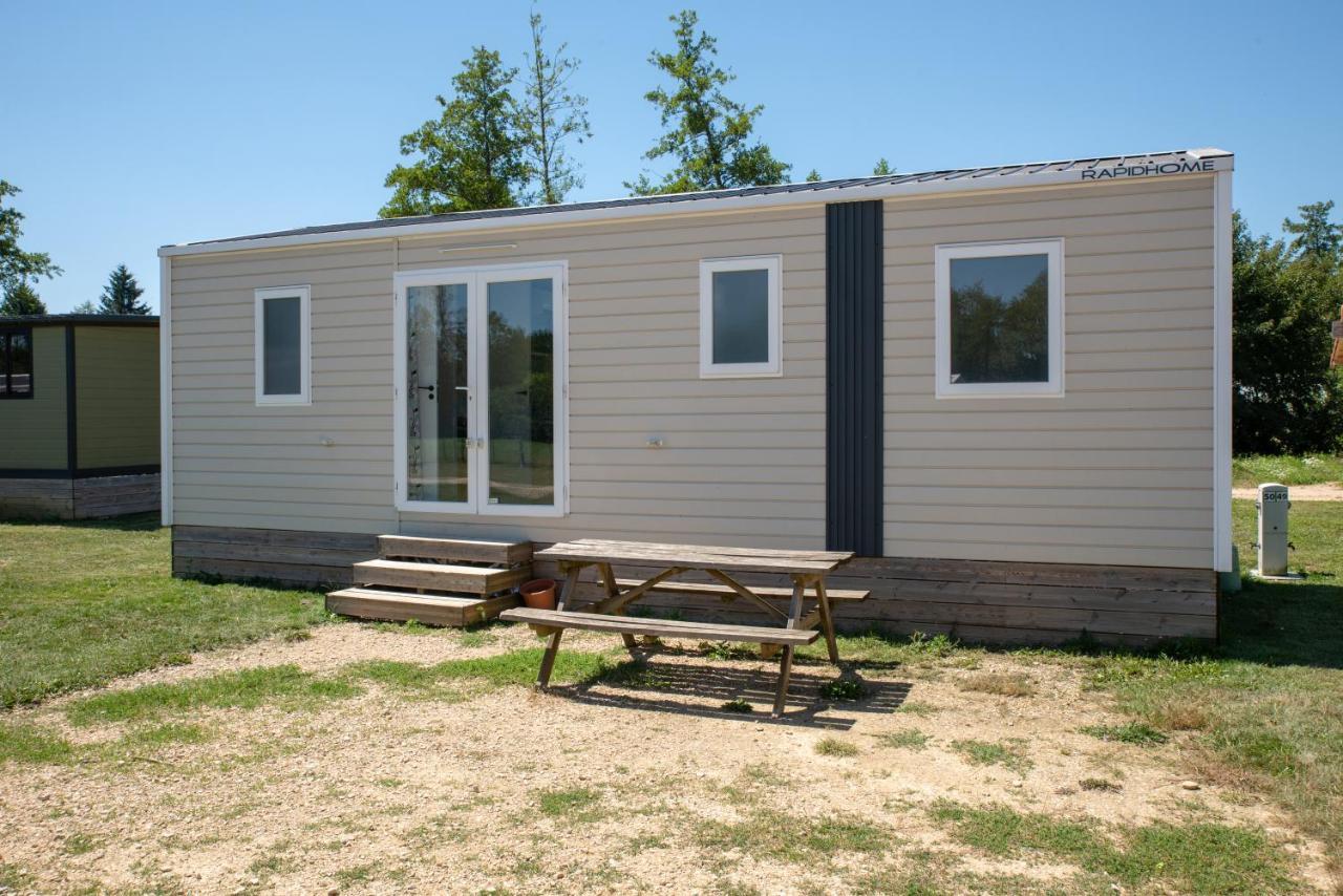 Camping Du Sevron Saint-Etienne-du-Bois  Eksteriør bilde