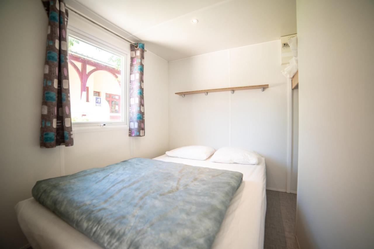 Camping Du Sevron Saint-Etienne-du-Bois  Eksteriør bilde