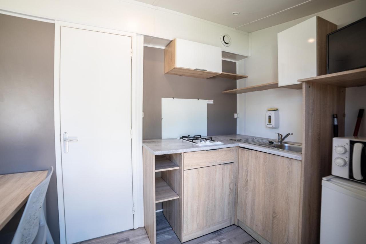 Camping Du Sevron Saint-Etienne-du-Bois  Eksteriør bilde